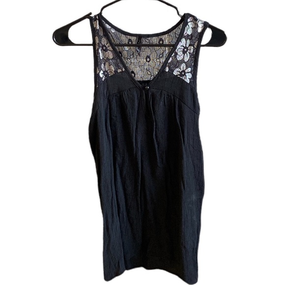 EVERLY floral lace top S - Picture 1 of 2